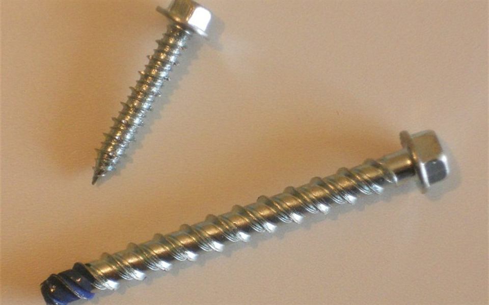 Tornillo de anclaje para hormigón